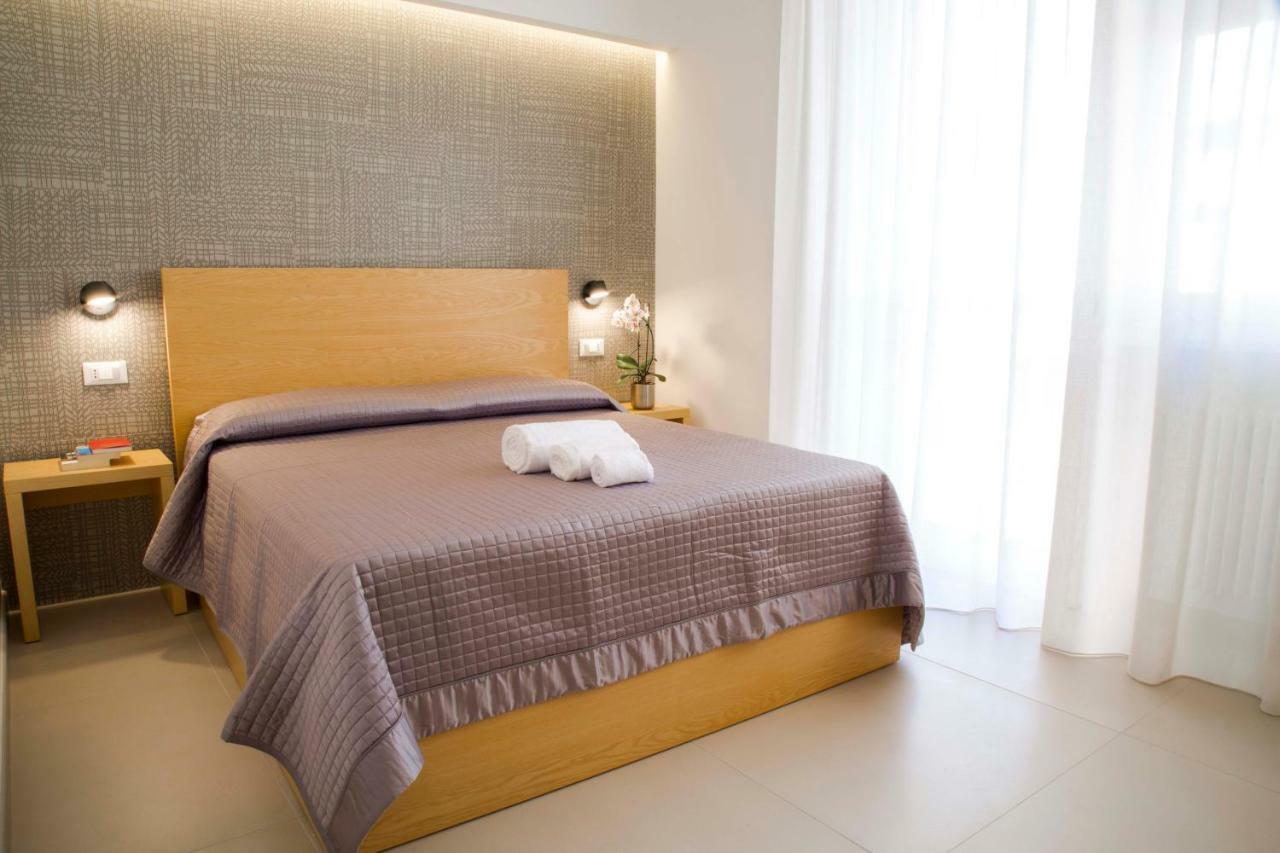 Tuile 34 Bed & Breakfast Lecce Exterior photo